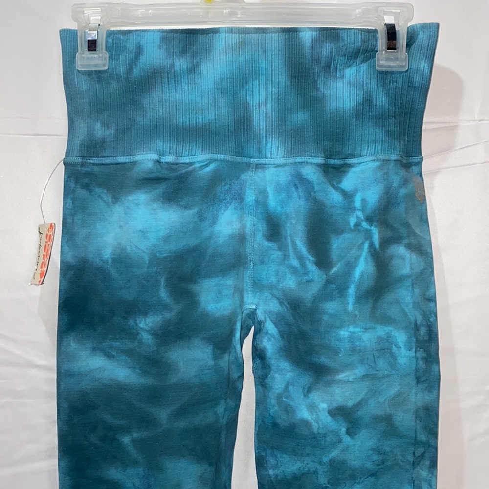 NWT!! Free People Good Karma Tie Dye Leggings Medium Large - Picture 7 of 15